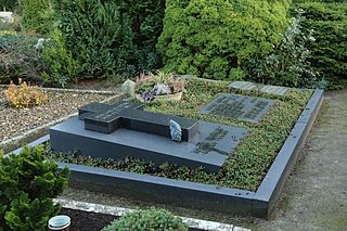 Alter Evangelischer Friedhof Wersen Grab Martin Niemoeller 02